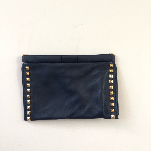 Miu Miu Hand Clutch - Picture 4 of 5
